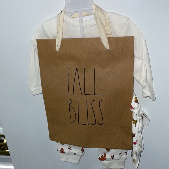 Rae Dunn Fall 4 piece set w/ gift bag - Picture 5 of 7